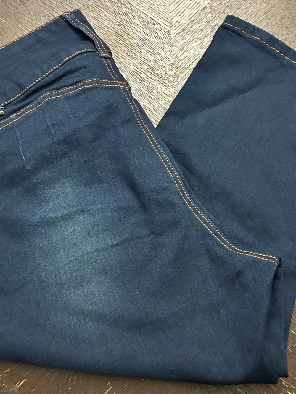 NWT T & Y denim jean Capris in size 17-18 Women’s Dark Blue High-Waist Jeans - Picture 4 of 4
